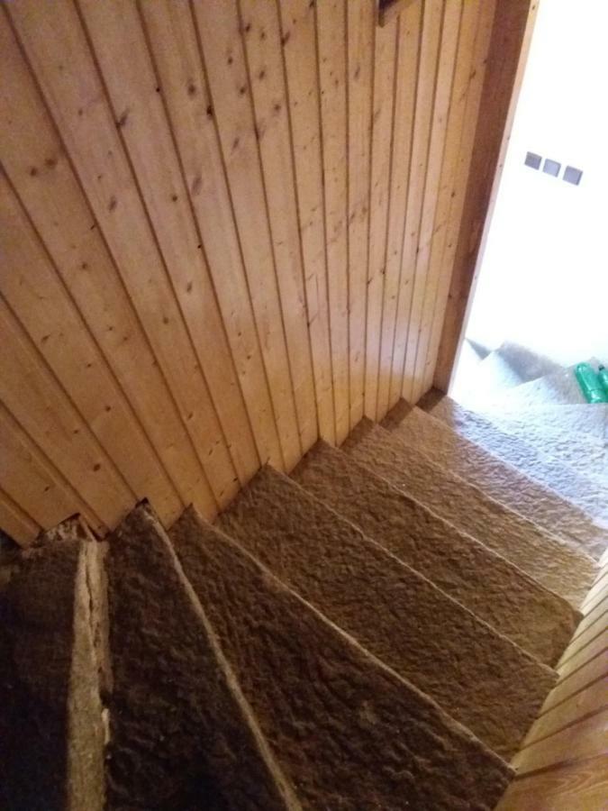 U Nas - Apartman Jelen Vapenna Luaran gambar